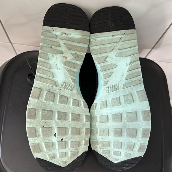 Nike Air Max Thea - Picture 6 of 11